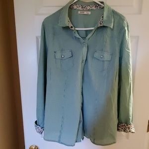 Old Navy XL Long Sleeve Shirt